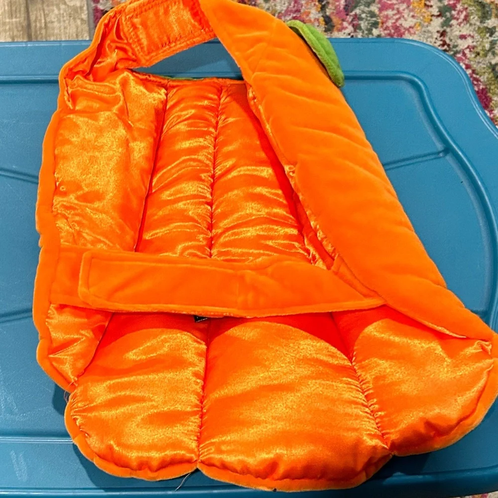 New Old Navy Pumpkin Halloween Costume For Dogs Size M